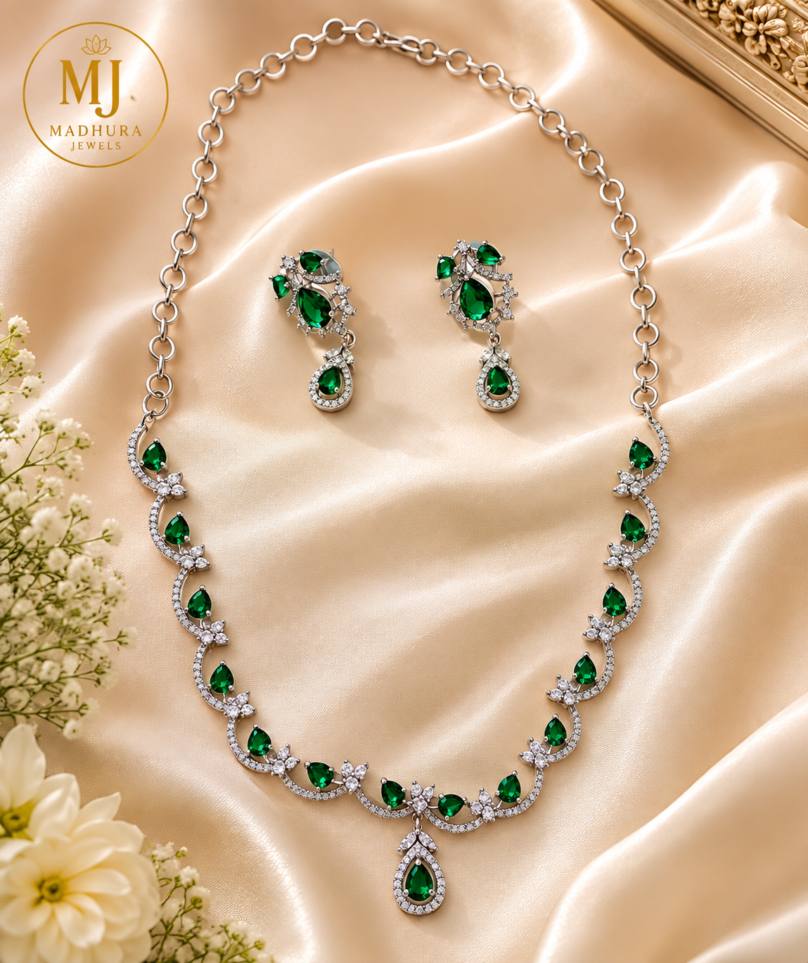 Emerald Green Teardrop Necklace Set